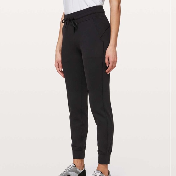 lululemon athletica Pants - Lululemon Ready To Rulu Pant *29" EUC Size 6